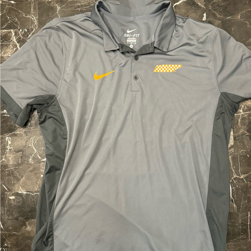 University of Tennessee Mens Nike Dri Fit Performance Polo size XL